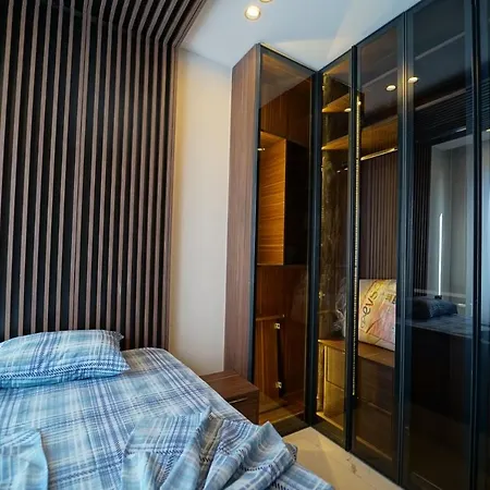 Apartment E Marine 2+1 *
