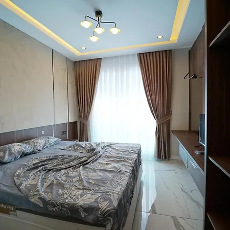 Апартаменты E Marine 2+1 *
